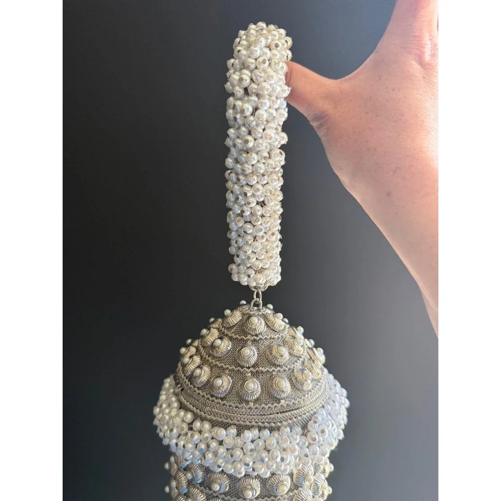 Ramla Cocktail Pearl Signature Bag OS Silver White Beaded Lantern Evening Bag